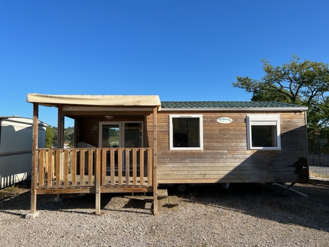 Exterior con terraza incorporada del O'Hara 785 con terraza